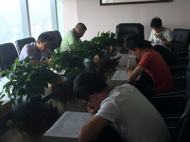 集團開展《2015年四川省耕地保護業(yè)務》和《工礦廢棄地復墾利用試點項目》專題培訓并組織理論考試