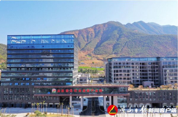 "涼山首家供港果蔬產(chǎn)業(yè)園區(qū)建成 -打造攀西地區(qū)農(nóng)業(yè)產(chǎn)業(yè)融合新標(biāo)桿"-轉(zhuǎn)載自新華社